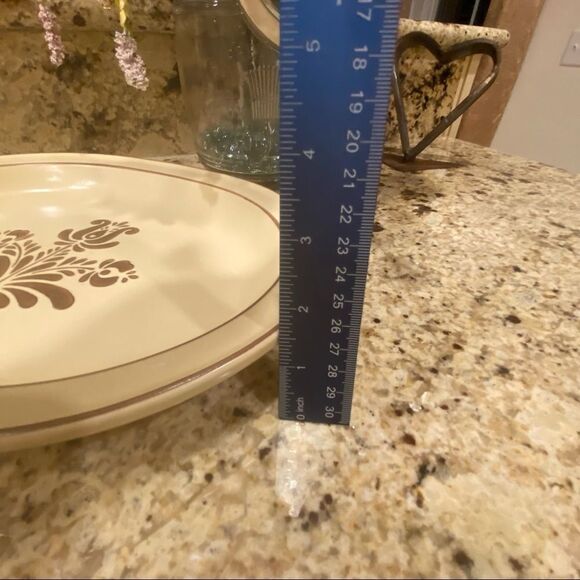 Pfaltzgraff Village Pattern Serving Platter Vintage USA Made 14 x10 inches - Picture 7 of 9